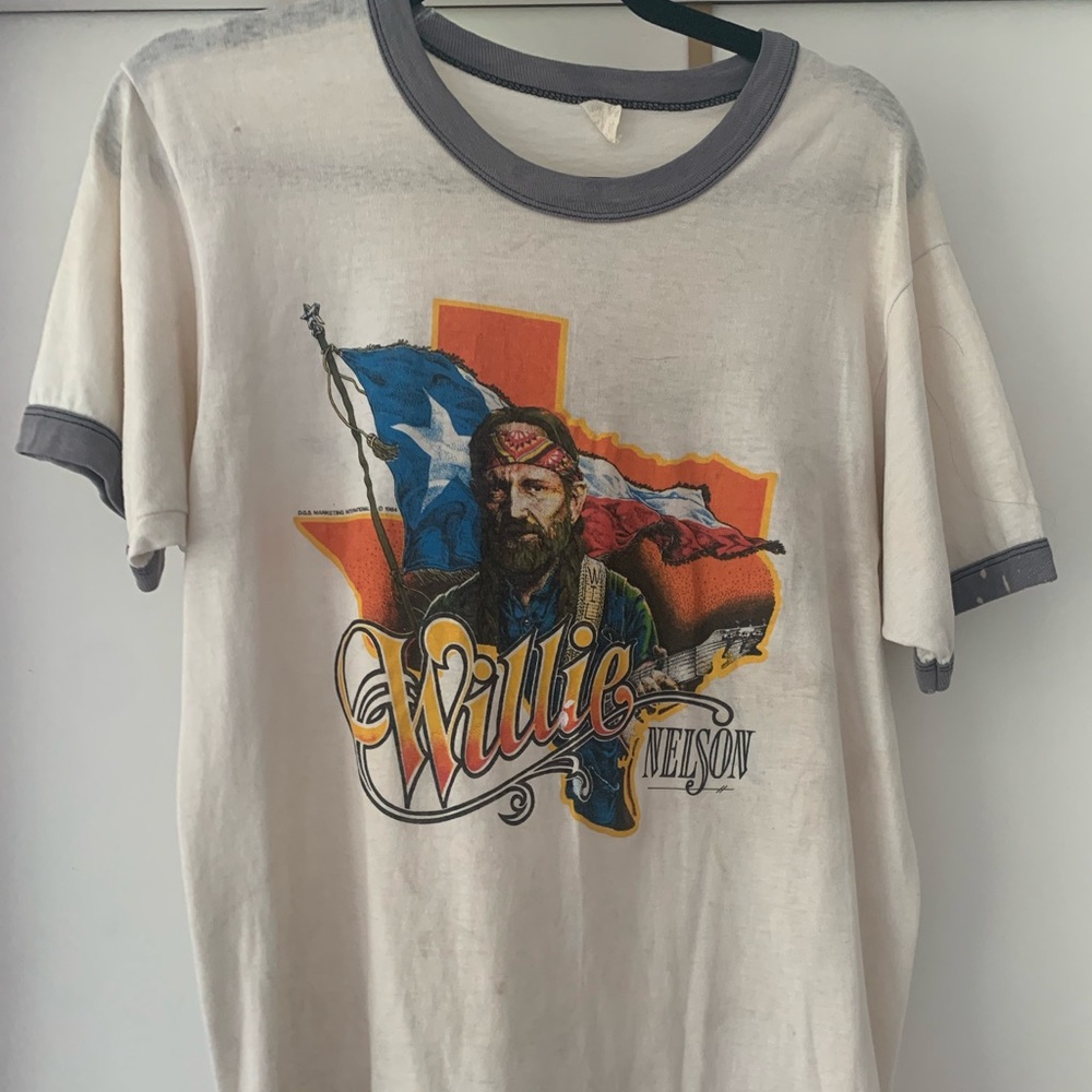 Vintage Willie Nelson shirt